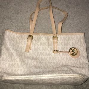 MK purse. Negotiations are welcome